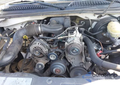 2005 Chevrolet Silverado 1500 Work Truck z USA, uszkodzony, nr VIN 1GCEC14XX5Z143406